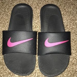 Nike slides